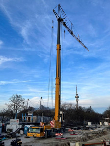 23040008 2113 2000 2000